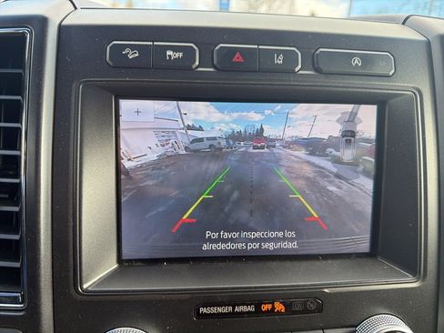 Used 2021 Ford Expedition Max Limited image 16