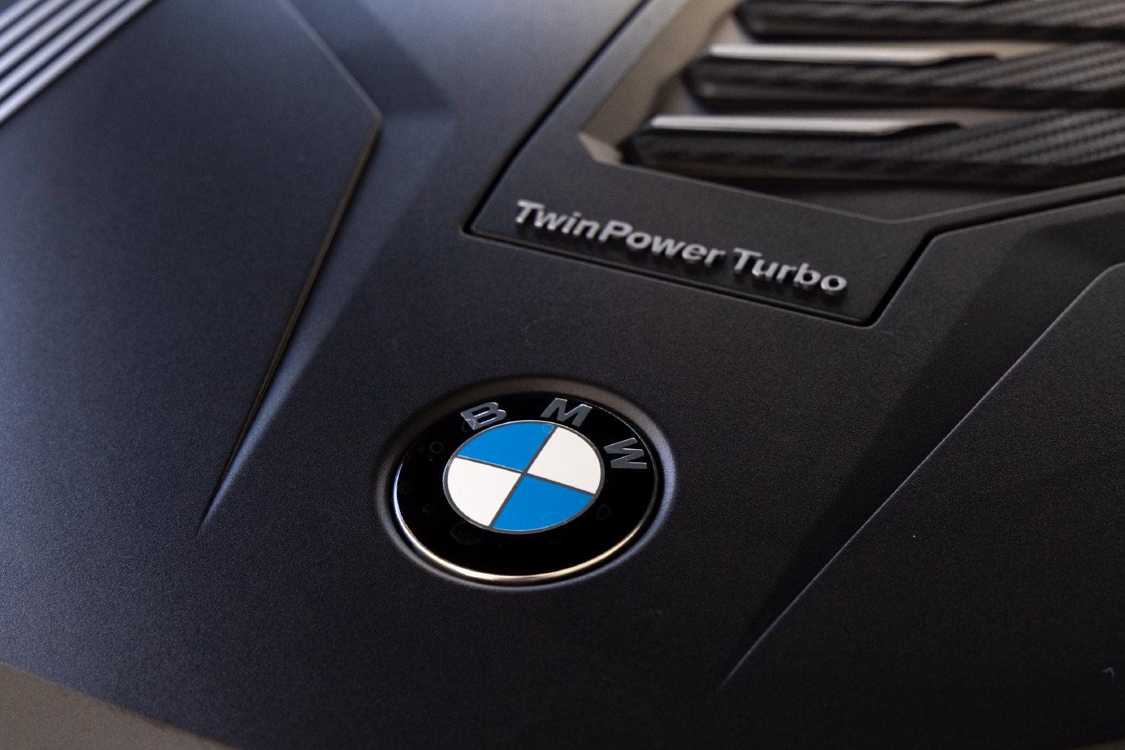 Certified 2026 BMW 840i xDrive Coupe AWD/4WD image 30