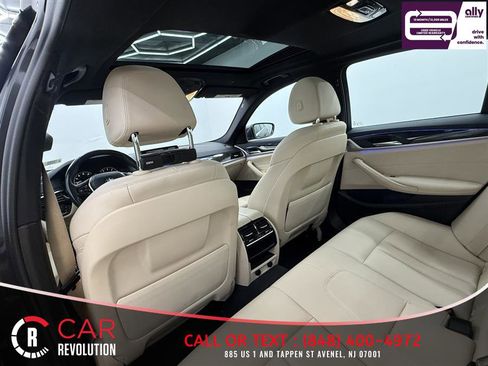 Used 2019 BMW 530i w/ Convenience Package RWD image 29