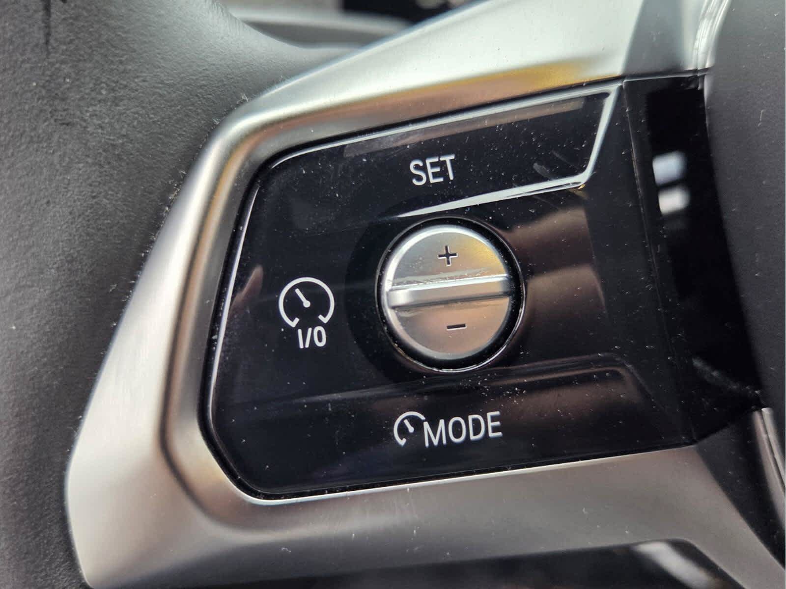 Used 2024 BMW i7 eDrive50 w/ Premium Package RWD image 26