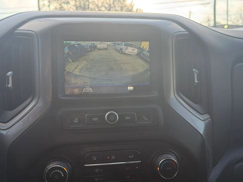 Used 2019 Chevrolet Silverado 1500 Custom w/ Custom Value Package image 13