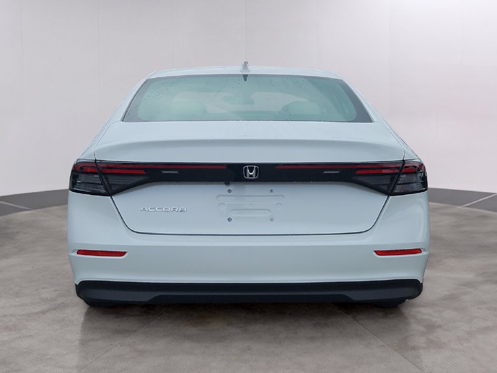 Certified 2023 Honda Accord LX image 5