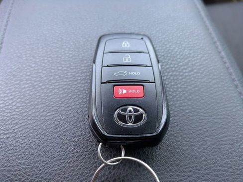 Used 2025 Toyota Camry XSE image 31