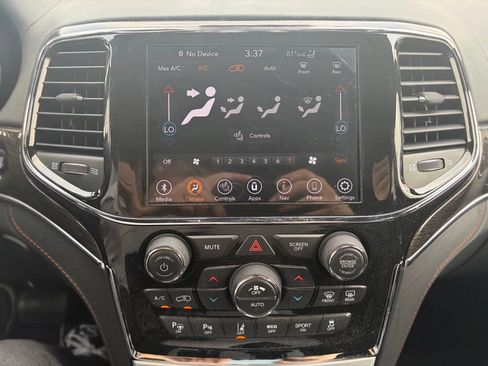 Used 2021 Jeep Grand Cherokee Summit AWD/4WD image 36