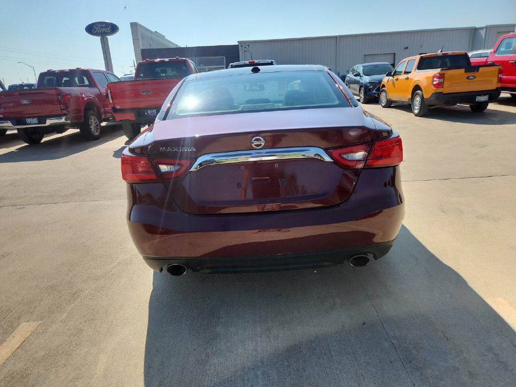 Used 2016 Nissan Maxima 3.5 SL FWD image 6