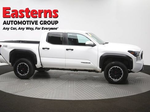 Used 2024 Toyota Tacoma TRD Off-Road AWD/4WD image 49