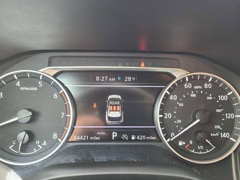 Used 2023 Nissan Rogue S image 23