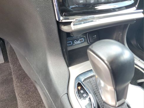 Certified 2021 Jeep Grand Cherokee Laredo X image 20