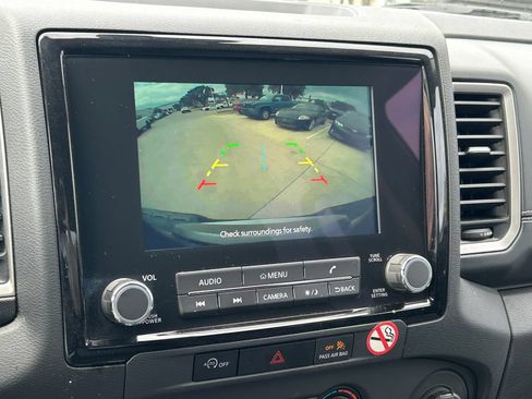 Used 2024 Nissan Frontier SV RWD image 29