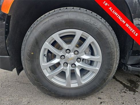 Used 2021 Chevrolet Suburban LT image 34