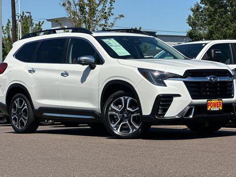 Used 2023 Subaru Ascent Touring AWD/4WD image 2