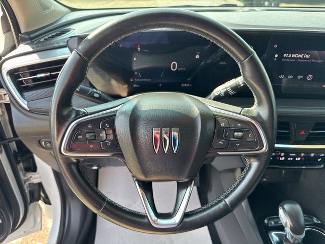 Used 2024 Buick Encore GX Avenir w/ Avenir Convenience Package AWD/4WD image 12