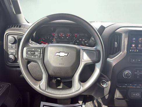 Used 2025 Chevrolet Silverado 1500 Custom w/ Turbomax Blackout Package AWD/4WD image 19
