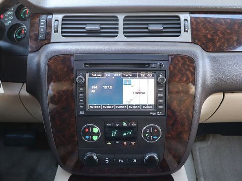 Used 2011 GMC Yukon Denali image 38