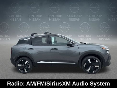 Used 2026 Nissan Kicks SR w/ Cold Weather Package AWD/4WD image 7