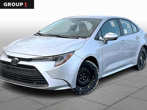 New 2026 Toyota Corolla LE image 1
