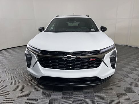 New 2026 Chevrolet Trax RS image 7