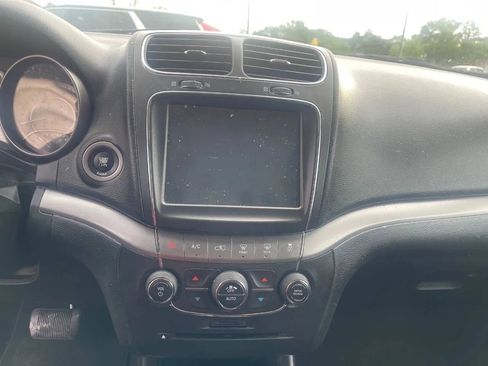 Used 2016 Dodge Journey Crossroad FWD image 17