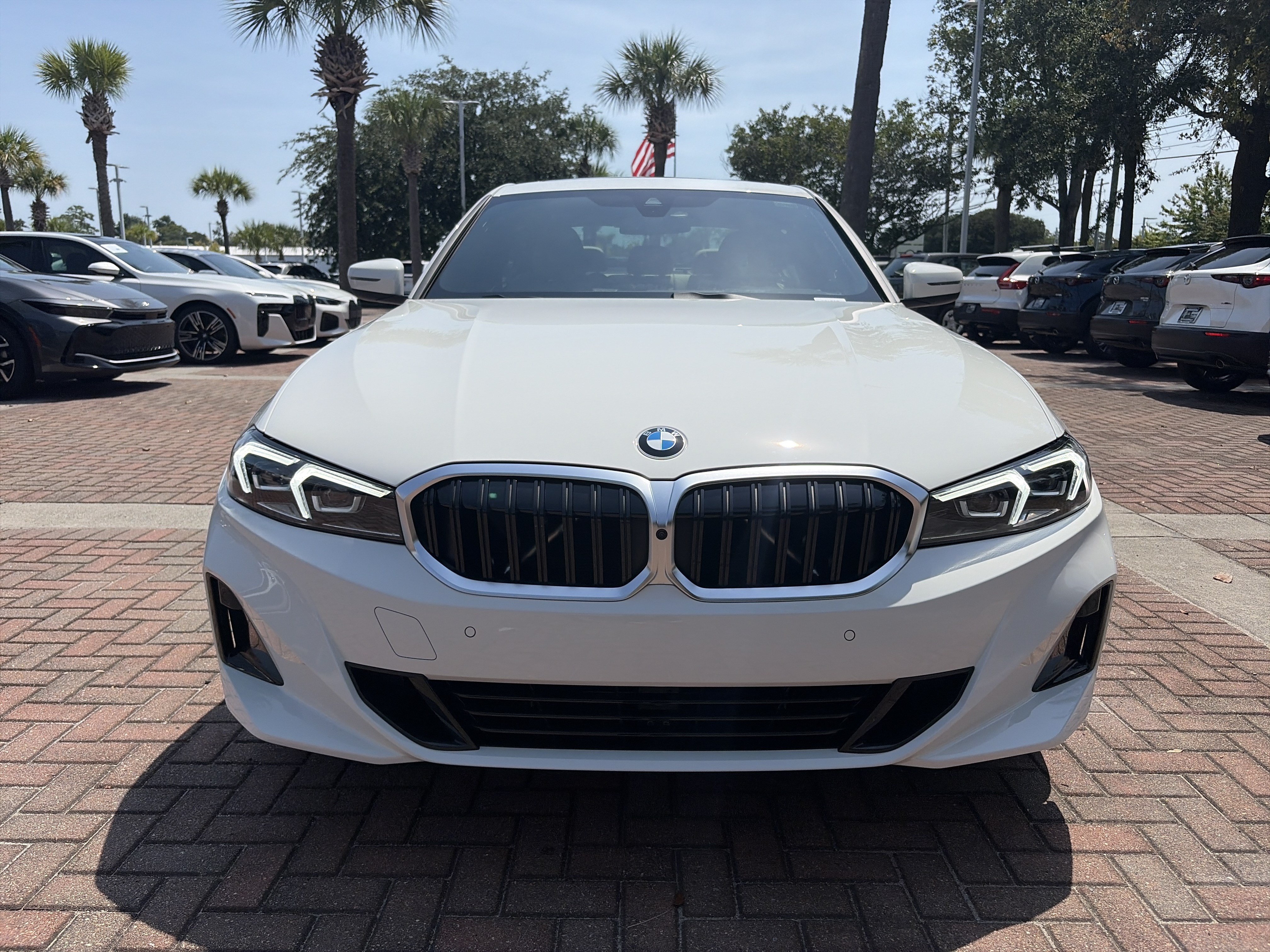 Used 2026 BMW 330i Sedan w/ Premium Package RWD image 3