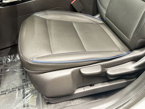 Certified 2024 Buick Envista Sport Touring image 18