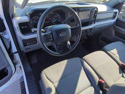 Used 2024 Ford F250 XLT image 16