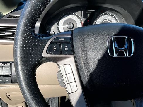 Used 2017 Honda Odyssey Touring image 23