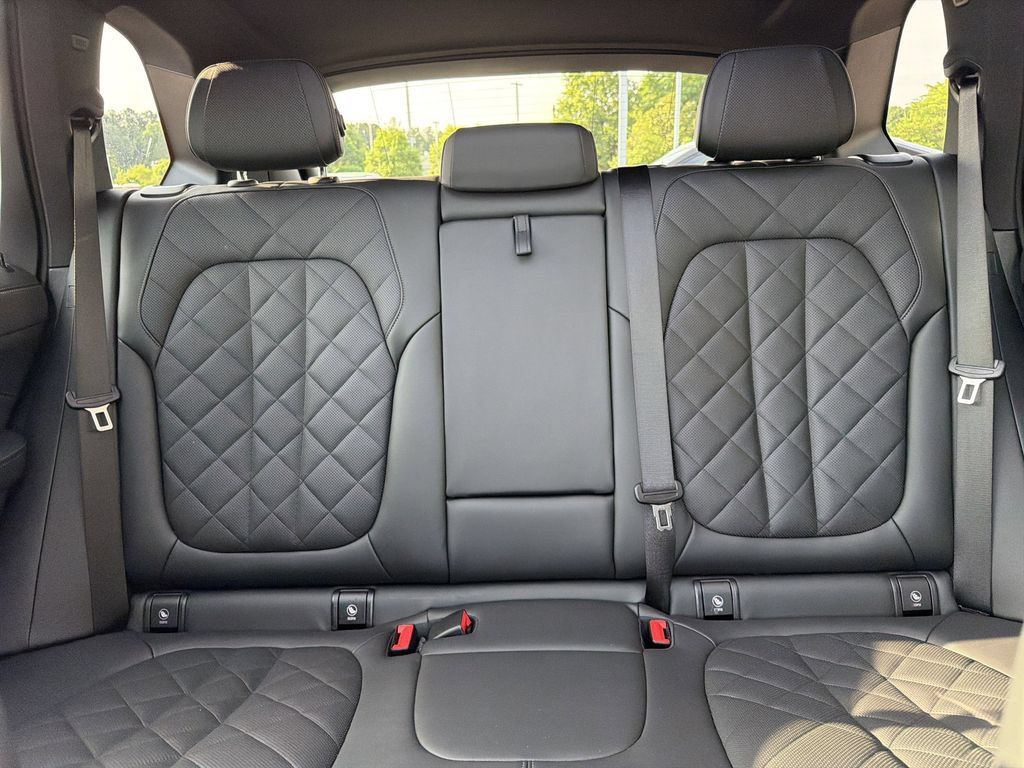 Used 2026 BMW X5 sDrive40i RWD image 29