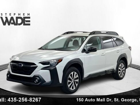 Used 2024 Subaru Outback Premium image 1