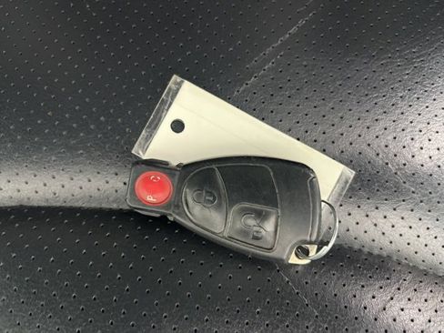 Used 2004 Mercedes-Benz C 240 4MATIC Wagon image 15