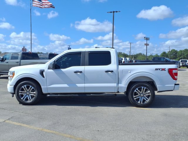 Used 2022 Ford F150 XL w/ STX Appearance Package RWD image 4