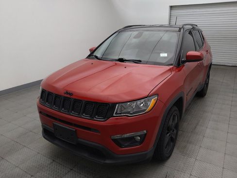 Used 2018 Jeep Compass Latitude w/ Popular Equipment Group FWD image 15