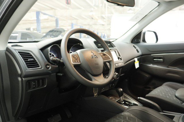 New 2027 Mitsubishi Outlander Sport FWD image 5