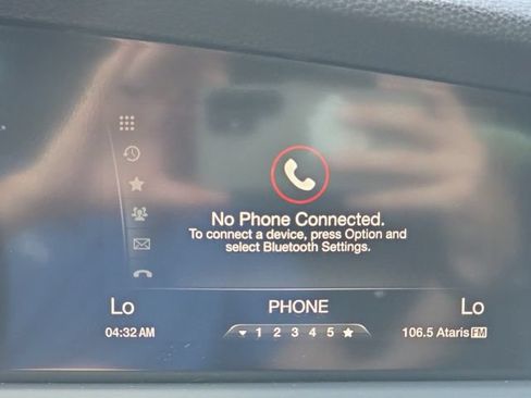 Used 2019 Alfa Romeo Giulia AWD w/ Cold Weather Package image 27