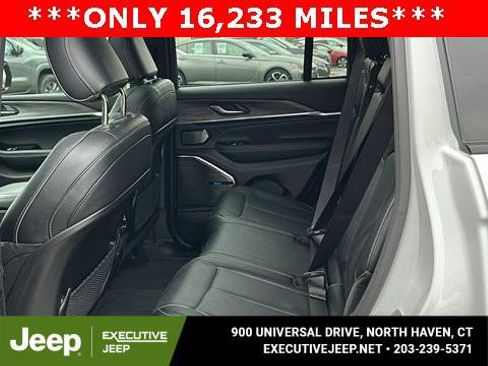 Certified 2022 Jeep Grand Cherokee Overland image 24
