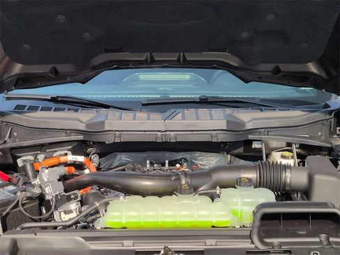 New 2025 Ford F150 XLT w/ Equipment Group 302A MID image 15