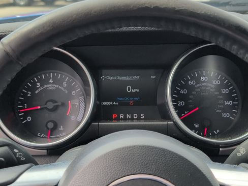 Used 2019 Ford Mustang Premium image 23