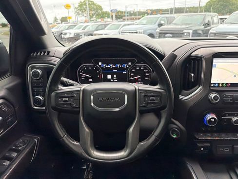 Used 2021 GMC Sierra 1500 Denali w/ Denali Ultimate Package AWD/4WD image 26