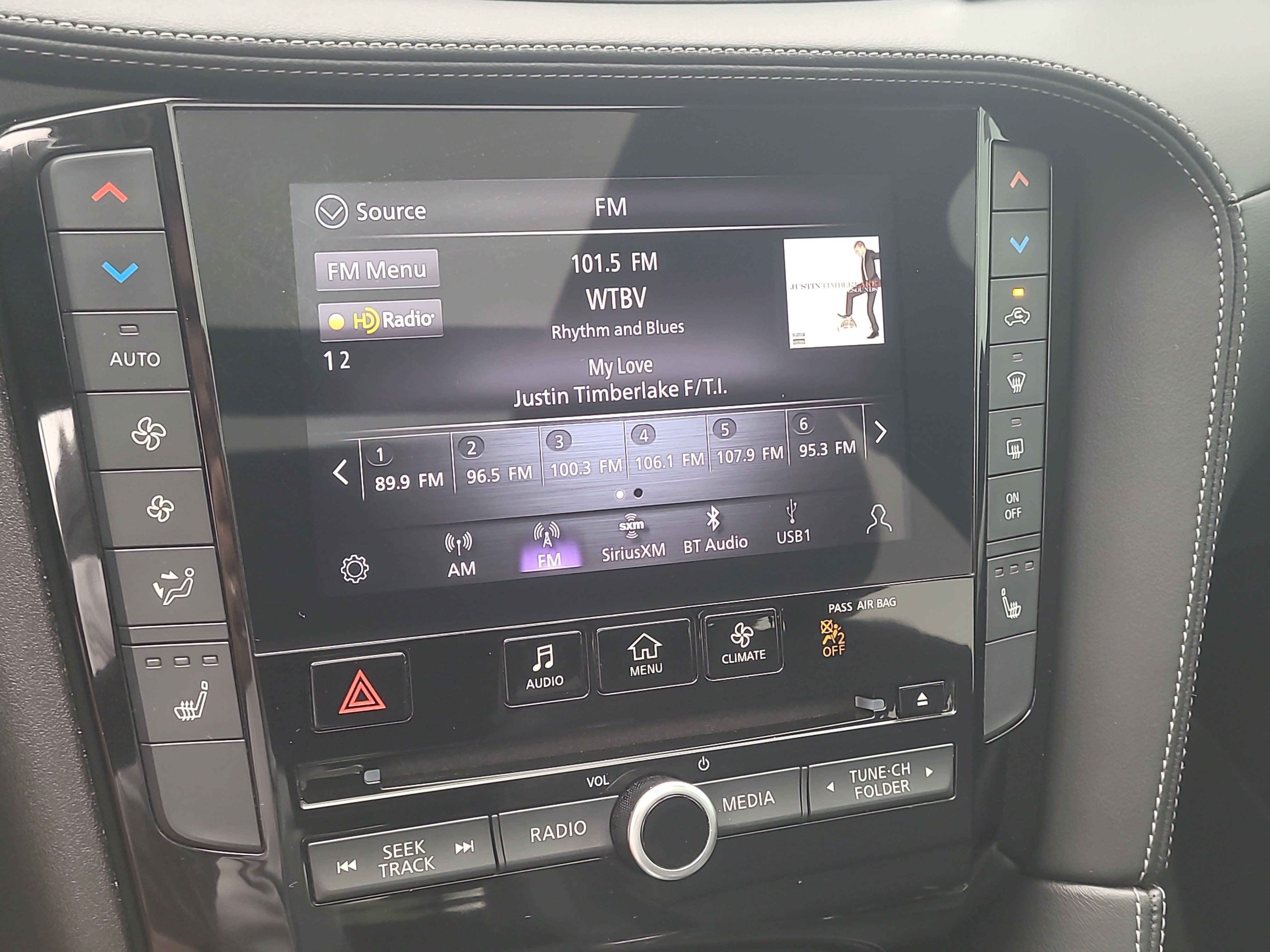 Used 2020 INFINITI QX50 Luxe w/ Navigation Package FWD image 27