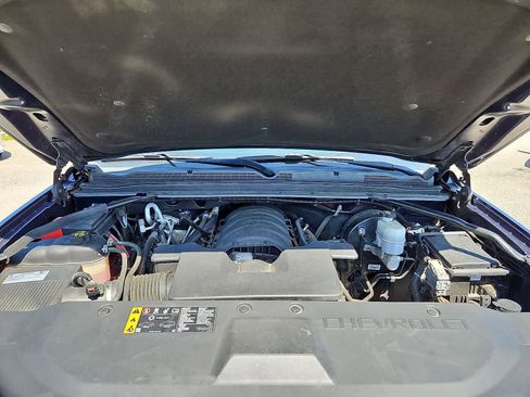 Used 2019 Chevrolet Suburban LS RWD image 33