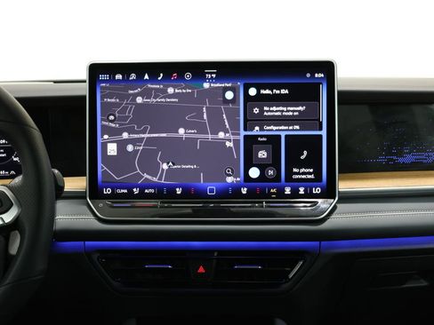 Used 2025 Volkswagen Tiguan SEL R-Line AWD/4WD image 19