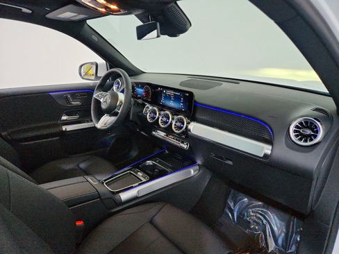 Certified 2026 Mercedes-Benz GLB 250 image 19