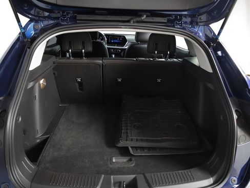 Used 2024 Chevrolet Trax LT w/ Driver Confidence Package image 10