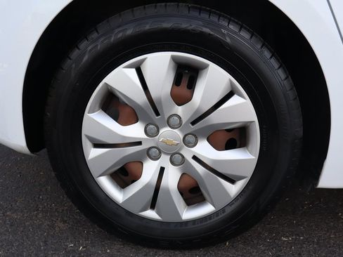 Used 2012 Chevrolet Cruze LS FWD image 40