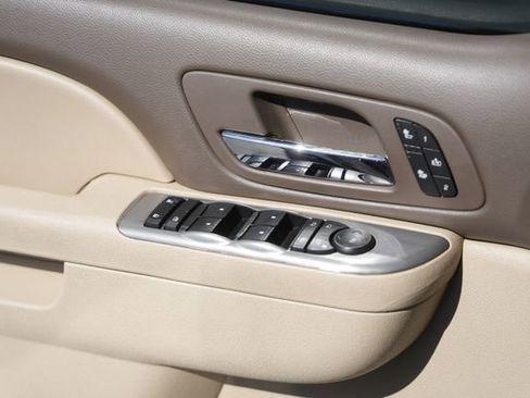 Used 2012 Chevrolet Tahoe LT image 32