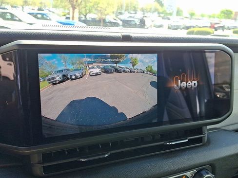 Used 2025 Jeep Wrangler Unlimited Sport S 4xe image 17