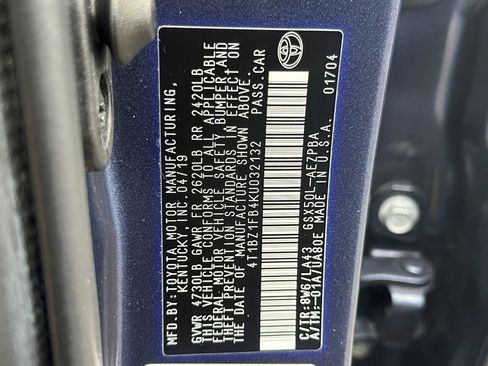 Used 2019 Toyota Avalon Limited image 24