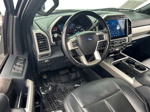 Used 2022 Ford F350 Lariat w/ Lariat Ultimate Package image 7