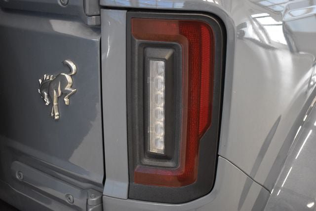 Used 2023 Ford Bronco Outer Banks AWD/4WD image 11