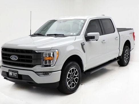 Used 2023 Ford F150 Lariat image 2