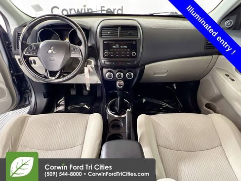 Used 2017 Mitsubishi Outlander Sport ES FWD image 7